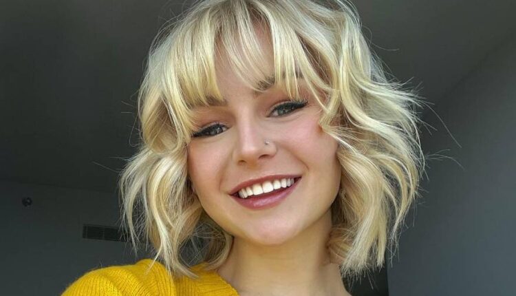 Kallmekris (TikTok Star) Bio, Photos, Age, Net Worth, Wiki, Boyfriend ...