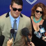 Taylor Lewan mom